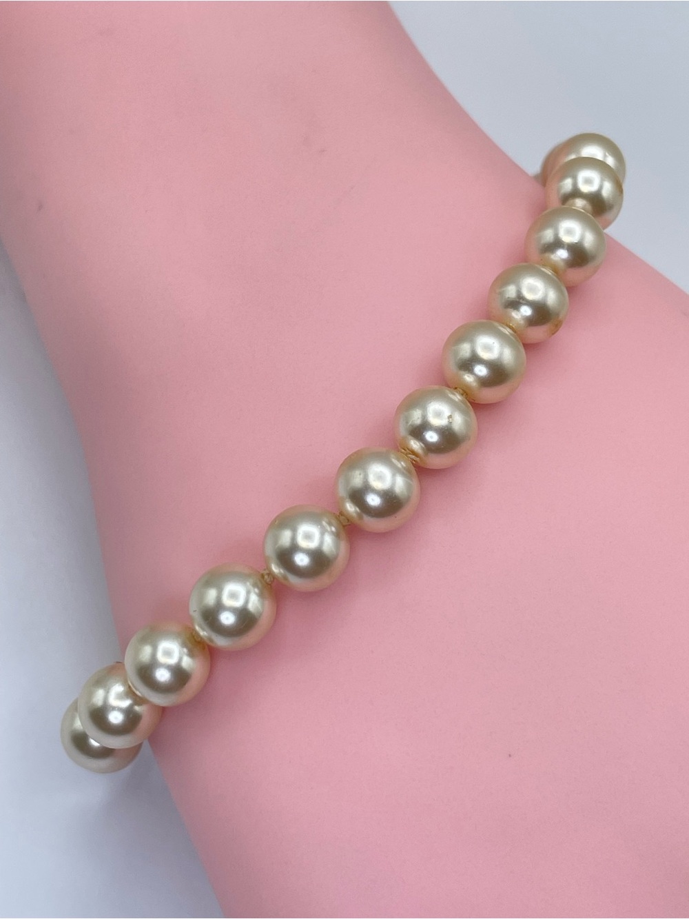Gold Tone Faux Pearl Bracelet Vintage Classic Wedding Bridal Stretch Look
